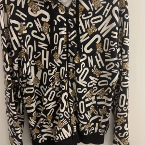 Moschino  - Storlek s
