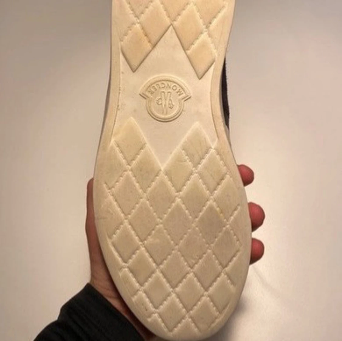 Blåa sneakers från Moncler - 2