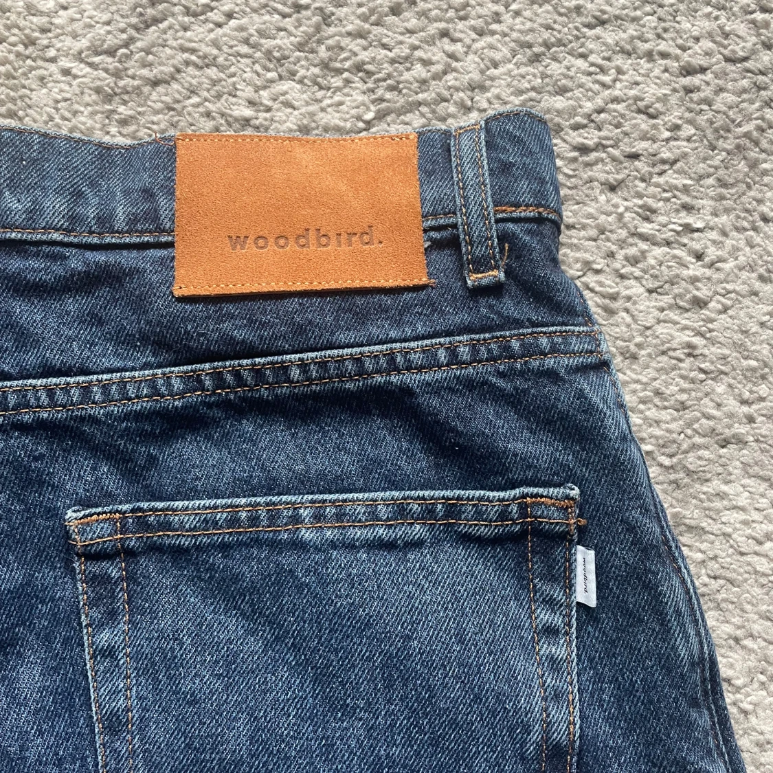 Mörkblå jeans från Woodbird - 3