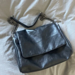 Zara väska - super fin väska som inte längre kommer till användning tyvärr💕💕