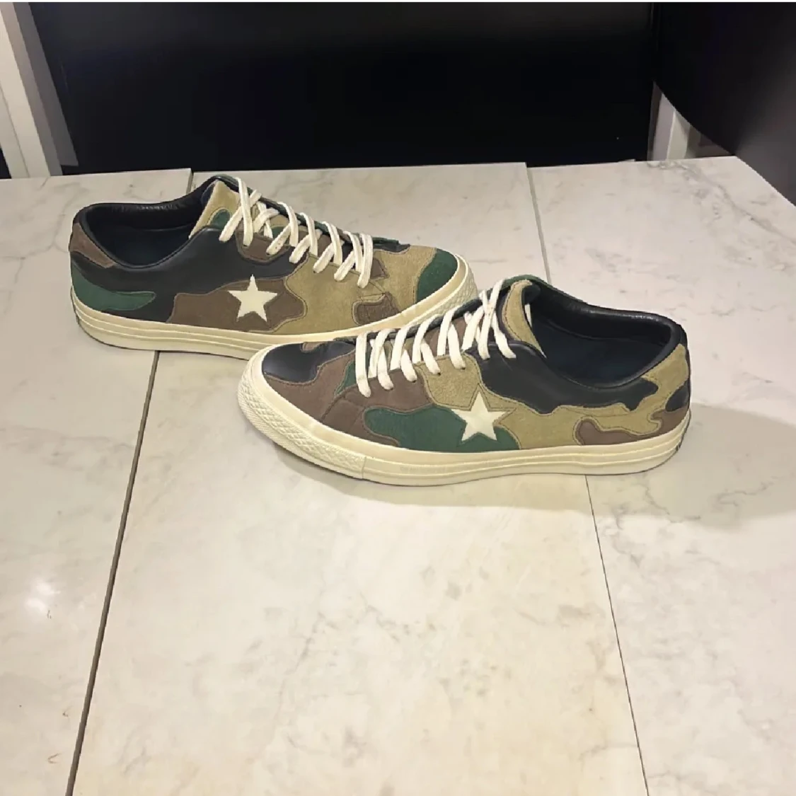 Converse x Off-White One Star camo sneakers - 2