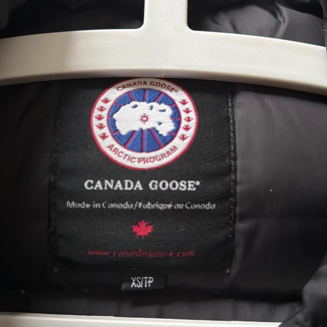 Svart dunväst från Canada Goose - 2