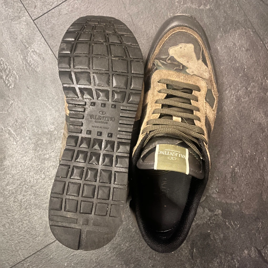 Valentino Garavani rockrunners  - 3