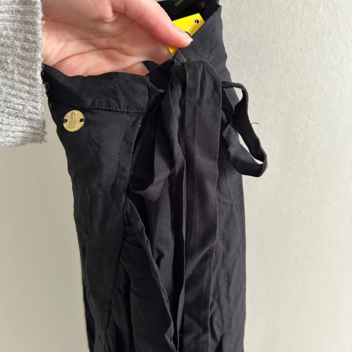 Svart omlottkjol från Pernilla Wahlgren - 2