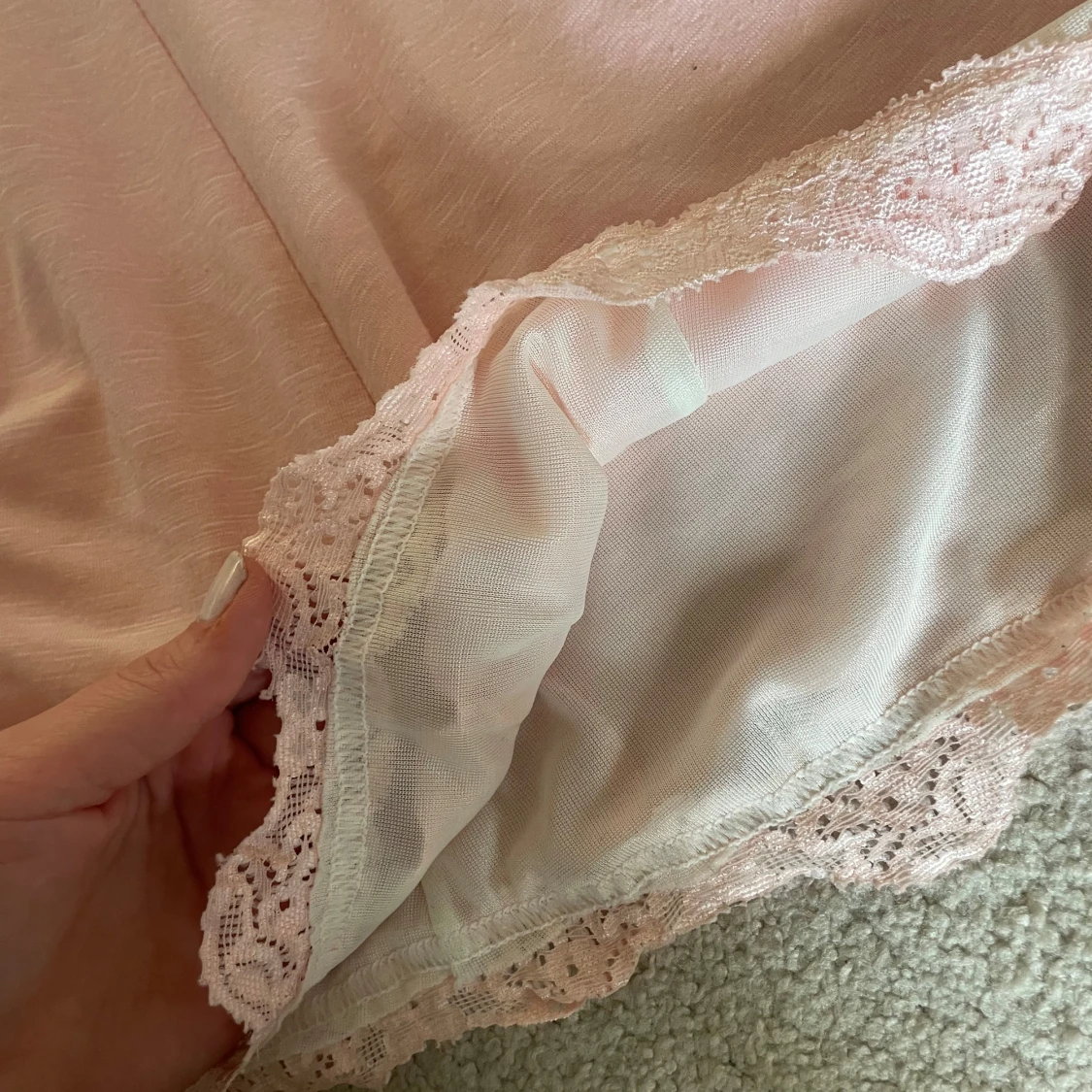 Ljusrosa halterneckklänning  - 2