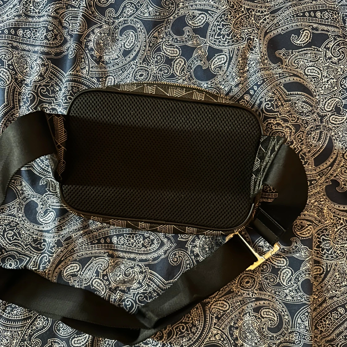 Lacoste magväska - 91