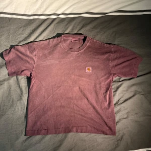 Cropped Carhartt t shirt M - Mycket bra skick.