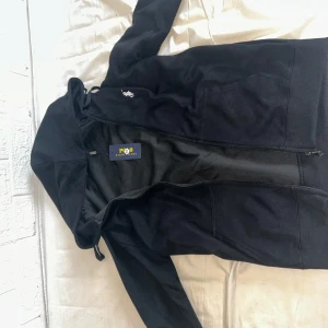 Polo tröja svart - Helt ny med tagg