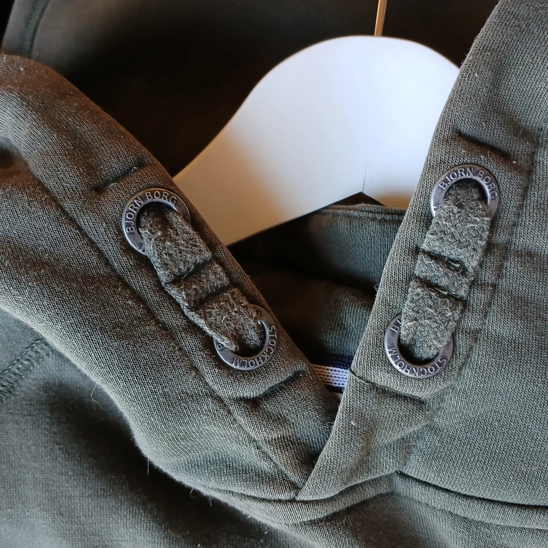 Olivgrön hoodie från Björn Borg - 4