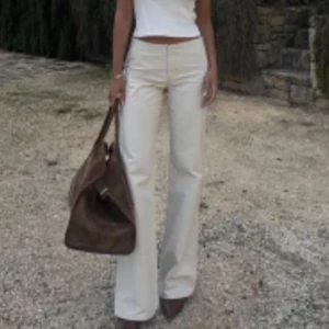 Avora forte byxor - Helt oanvända byxor från Avora i modellen Forte. Storlek 36.