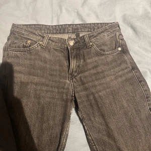 Jeans - Weekday arrow lowwaist jeans