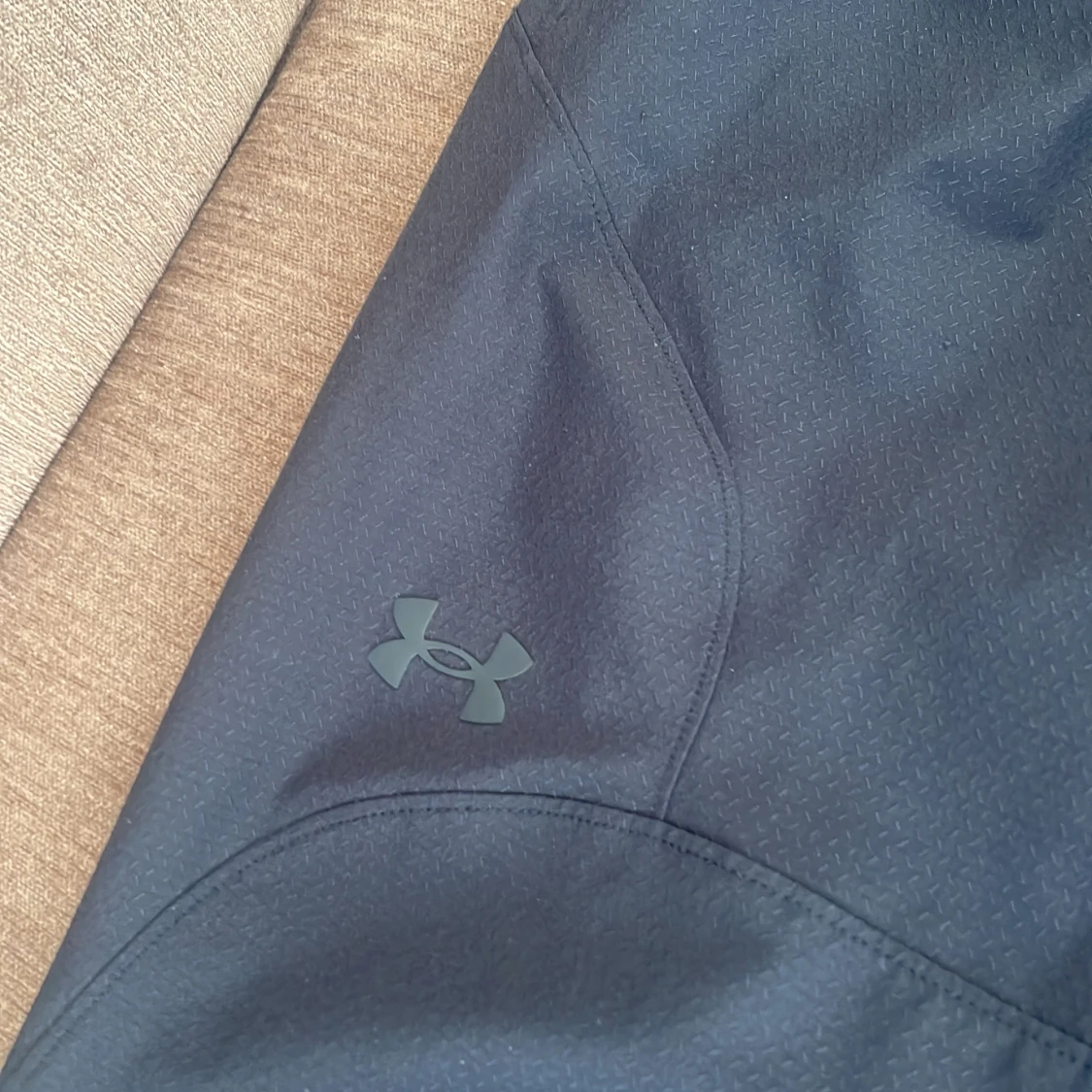 Svarta träningsbyxor från Under Armour - 1