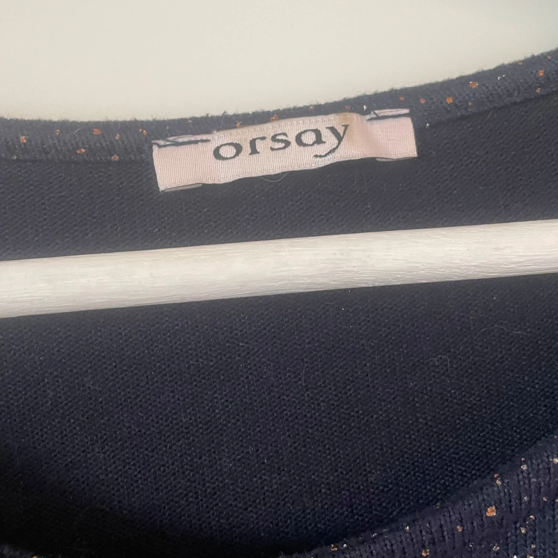 Mörkblå glittrig tröja från Orsay - 2