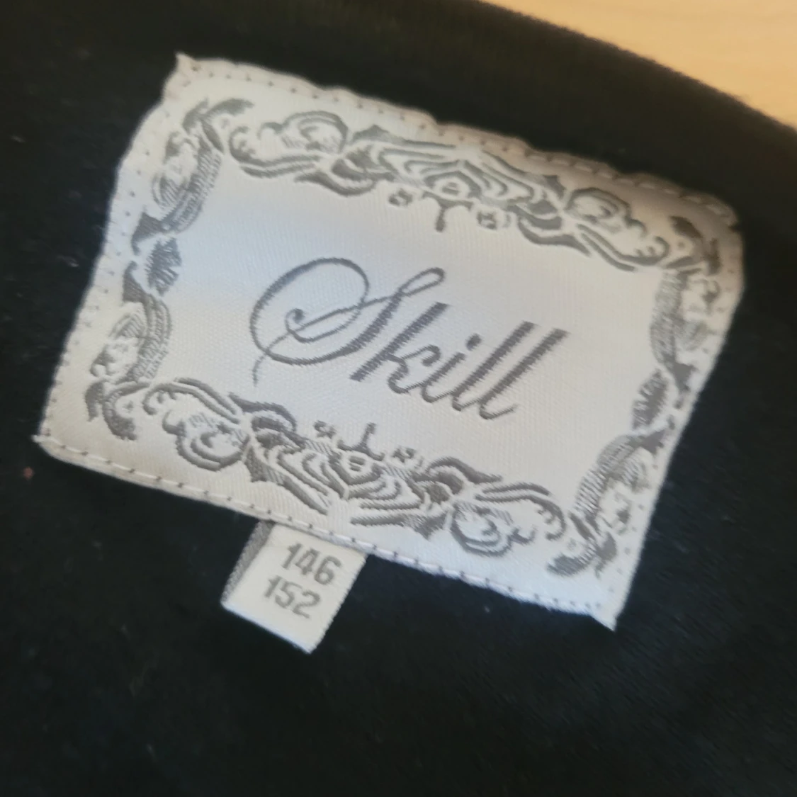 Svart kofta från Skill - 3