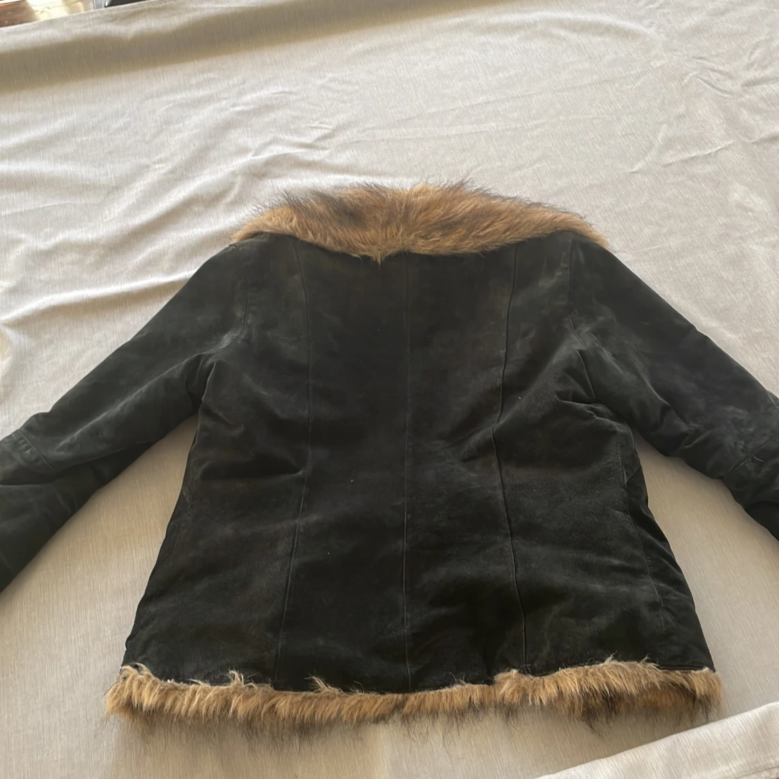 Pälsjacka i mocha - 1