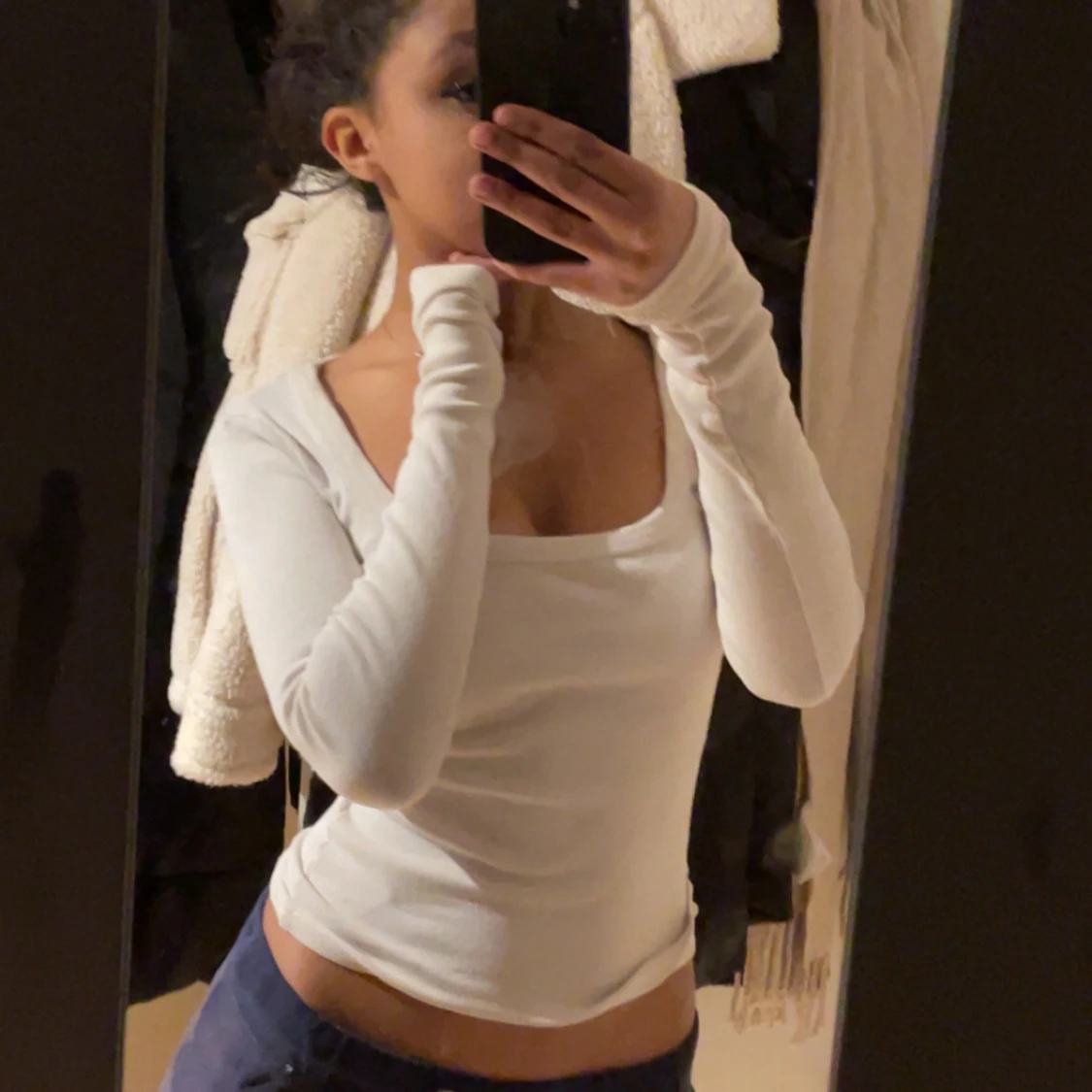 Vit ribbad långärmad topp - 1