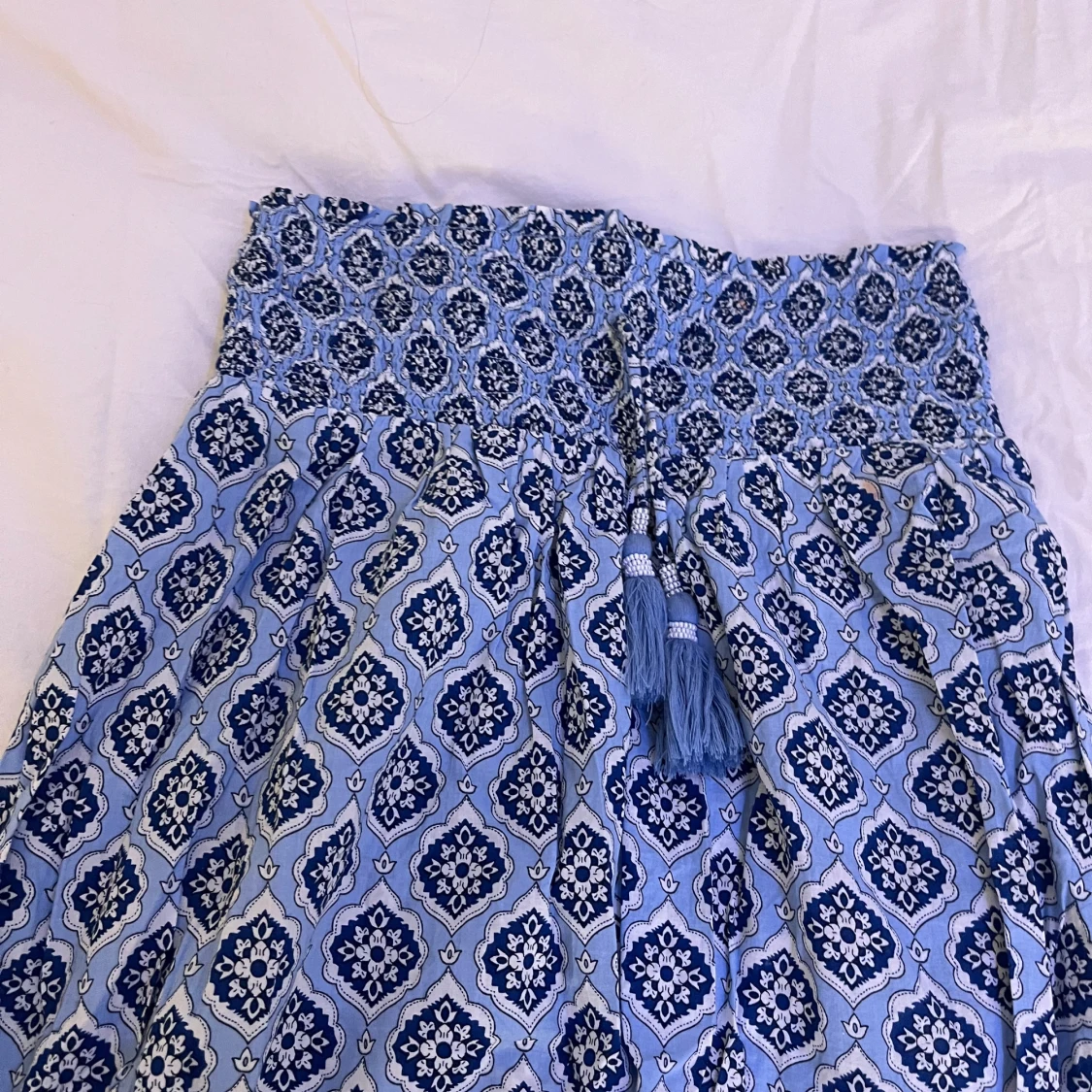 Blå mönstrad långkjol - 1