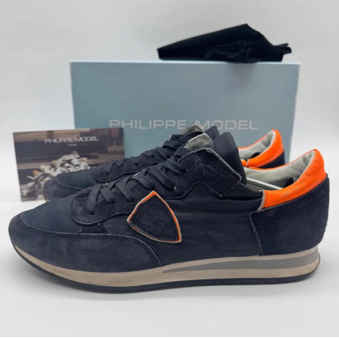 Svarta sneakers från Philippe Model - 2