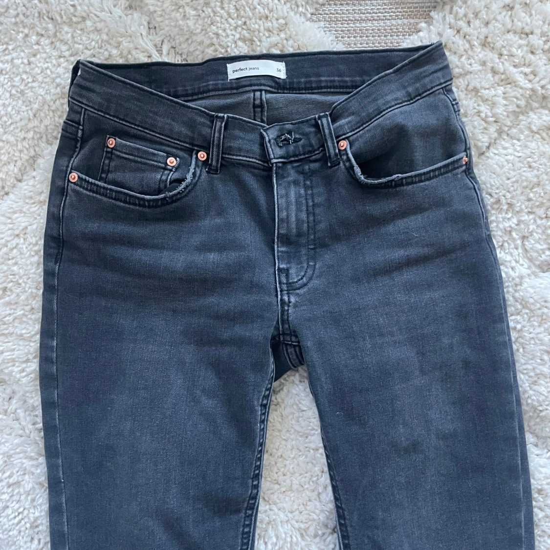Svarta bootcut jeans från Perfect Jeans - 1