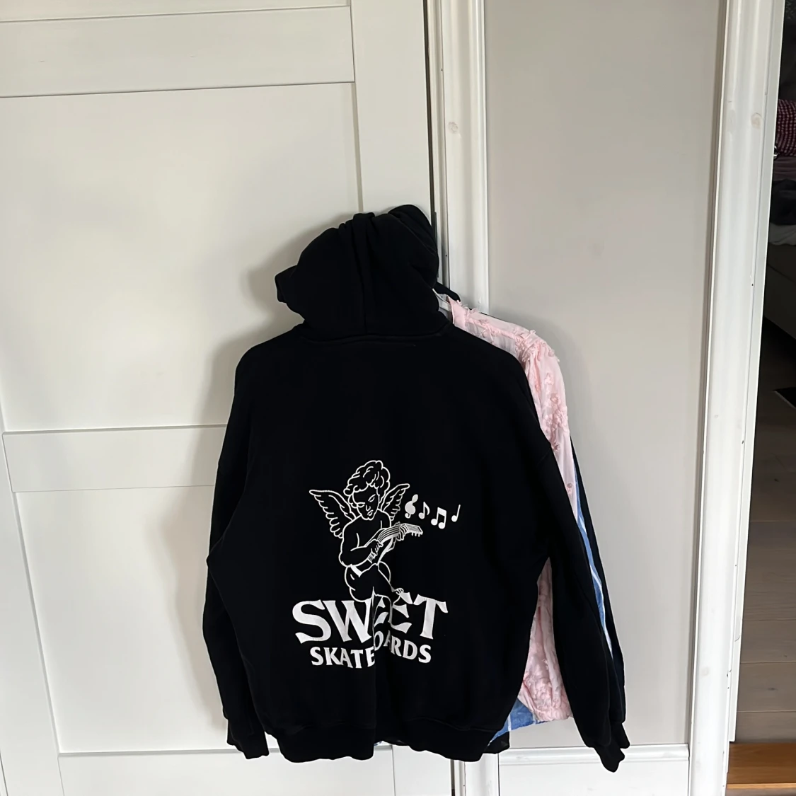 Svart hoodie Sweet Skateboards - 2