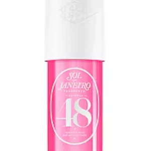 Sol de Janeiro Cheirosa 48 Parfymmist - Fräsch och tropisk parfymmist från Sol de Janeiro i en snygg rosa flaska med vit kork. Doften Cheirosa 48 den är nästan full har bara använt några få gånger! Har bara lagt in 10kr för att ni får komma med förslag 