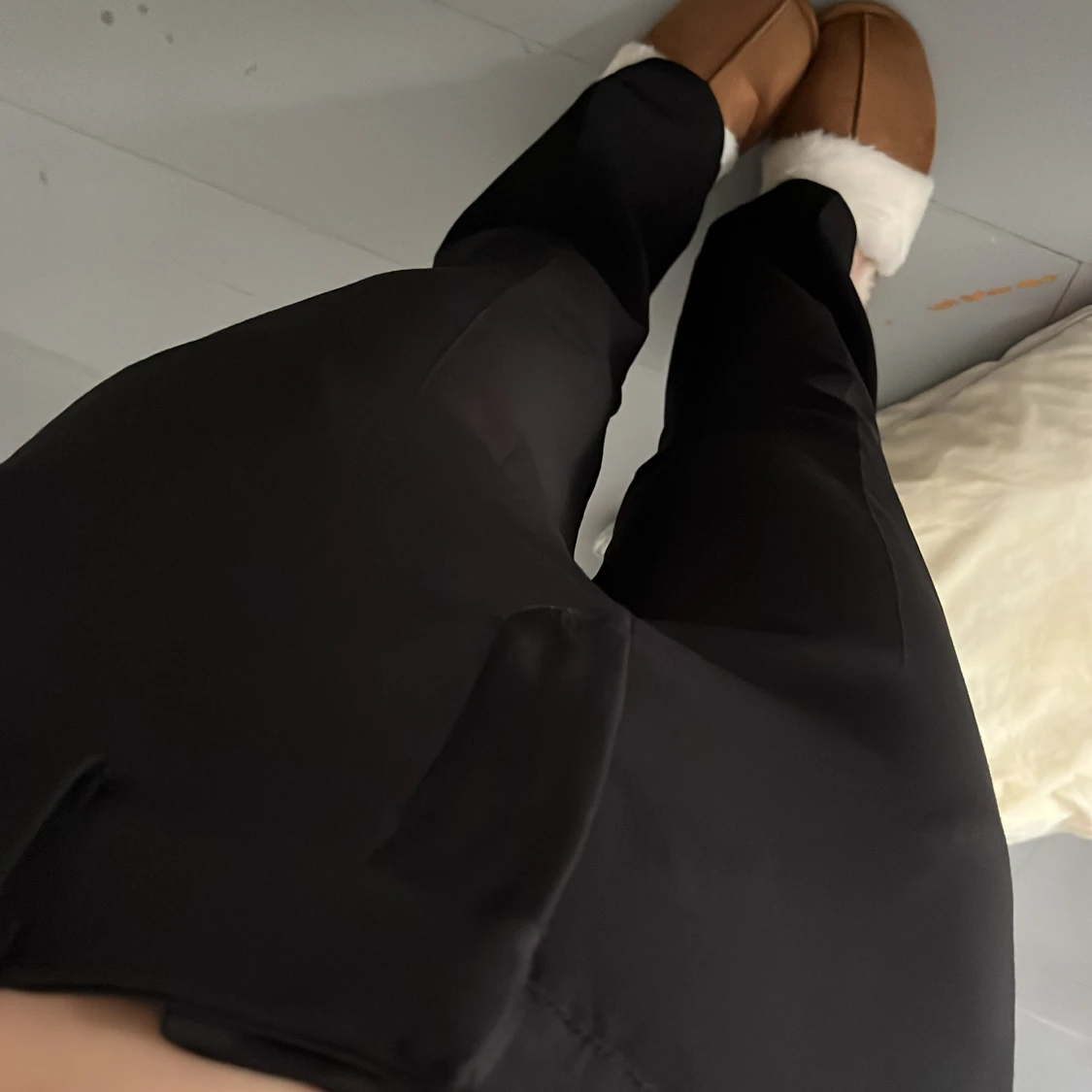 Svarta kostymbyxor med bootcut - 1