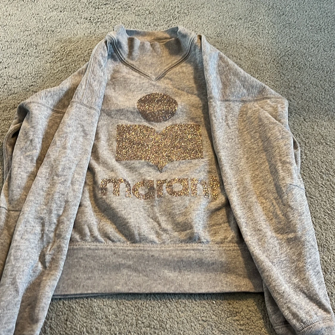 Grå glittrig sweatshirt från Isabelle Marant