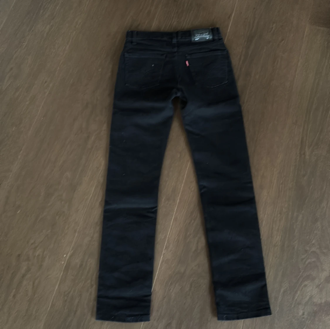 Levi's 510 svarta skinny jeans - 1