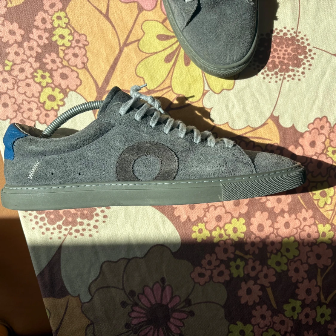 Grå Oliver cabell skor med blå detalj - 3