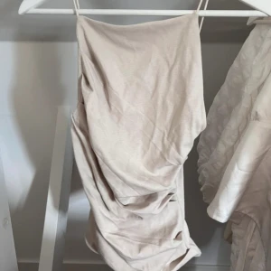 Topp - Topp från zara, lapp kvar