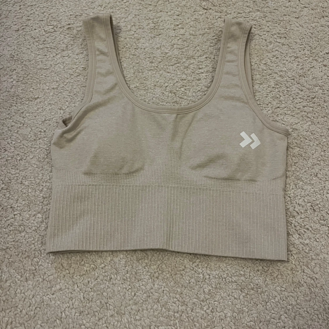 Beige sport topp och thights från lager 157 - 1