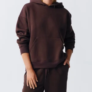 Gina mjukis sett - Säljer hoodien för 250kr och byxorna för 150kr 💞 säljer pga dom inte kommer till användning. Nypris hoodie; 359 XS , byxor: 300 S💞pris för båda 335