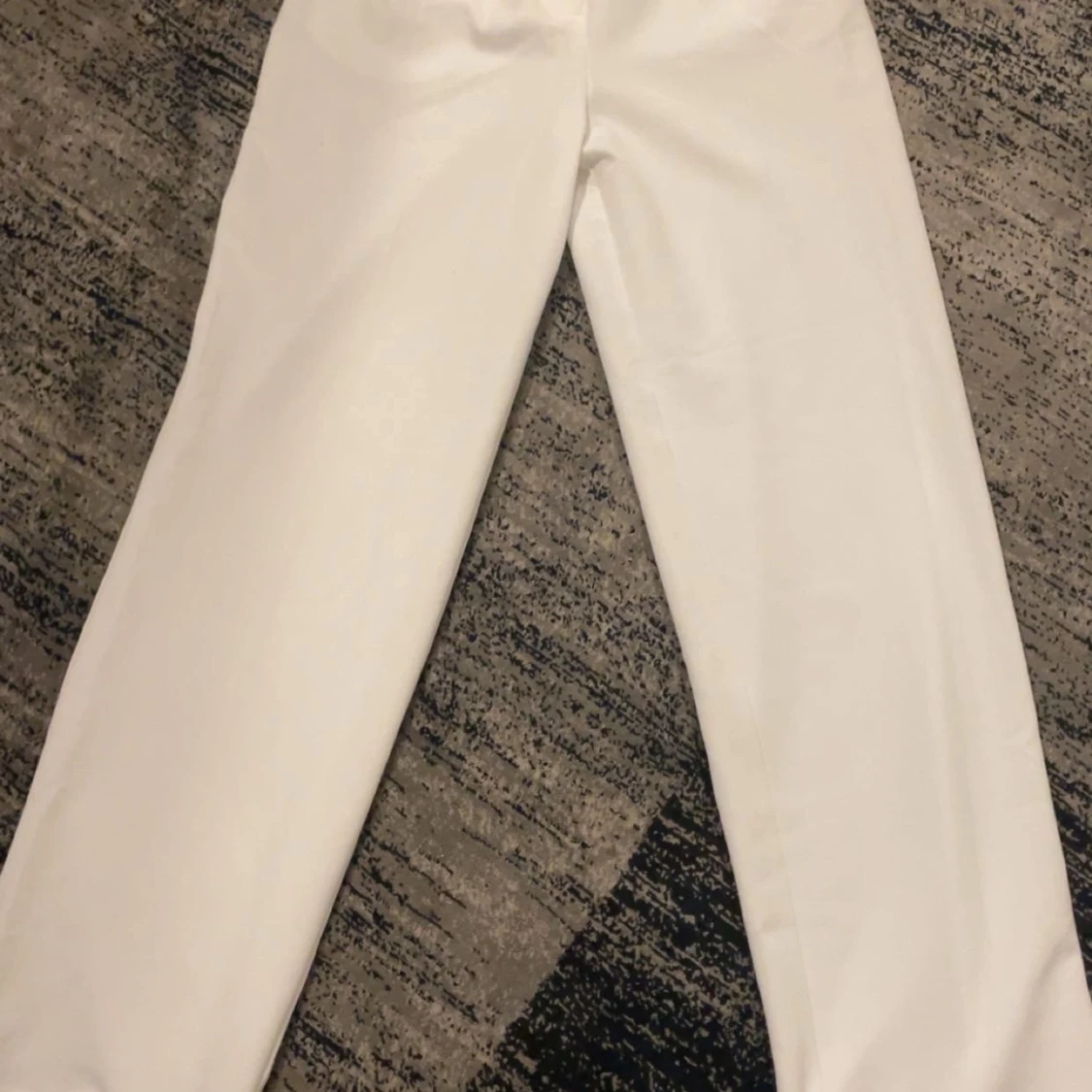 Högmidjade kostymbyxor  - 2