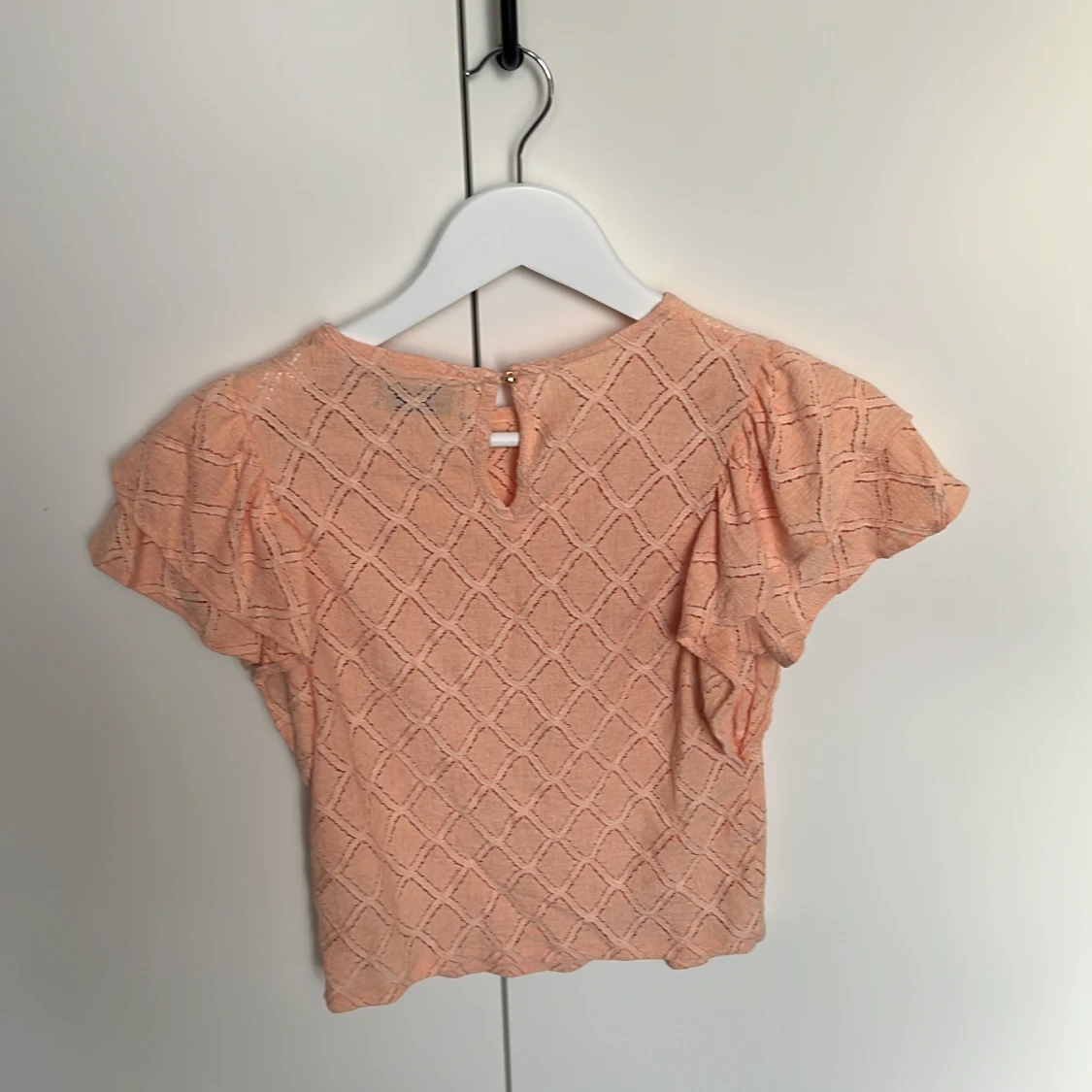 Persikofärgad blus från Holly & Whyte - 2