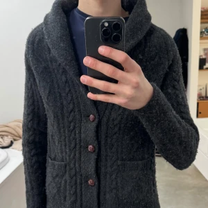 Ralph Lauren Cardigan  - En super fet Cardigan från Polo Ralph Lauren!🤩 Cardiganen är i storlek XS!🔥⚠️Den här inga defekter!🔥 Kontakta mig vid minsta fundering!!👍 