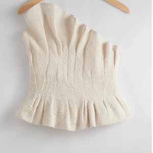 Festtopp  - Supersnygg topp från & other stories❤️❤️helt ny med lapp kvar!