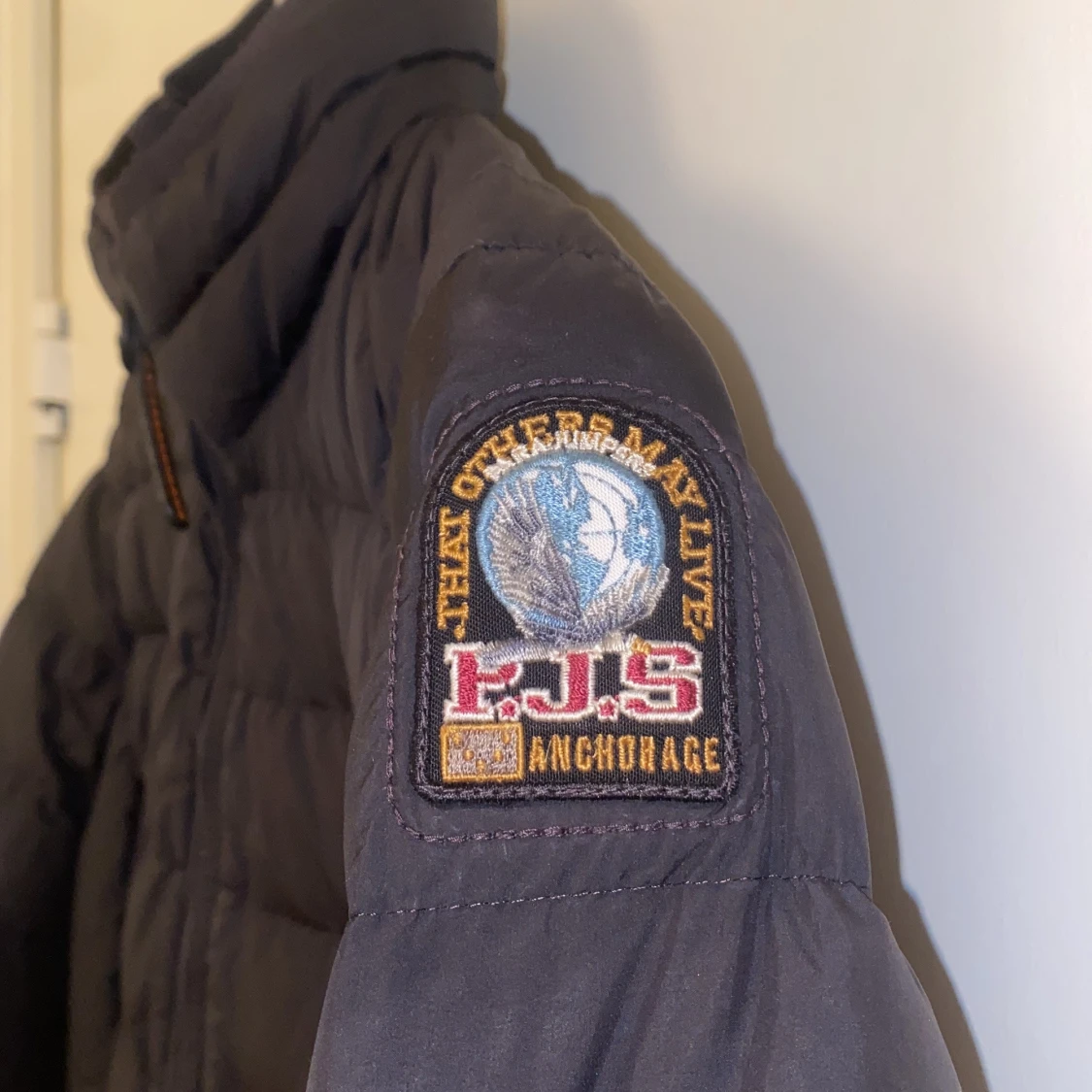 Svart dunjacka från Parajumpers - 1