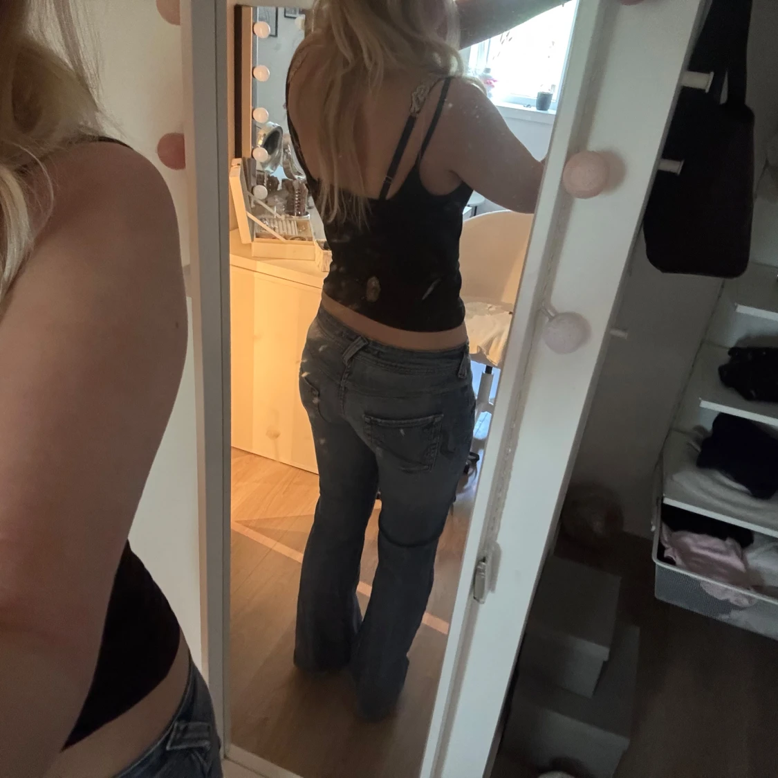 jättefina blåa jeans! - 2