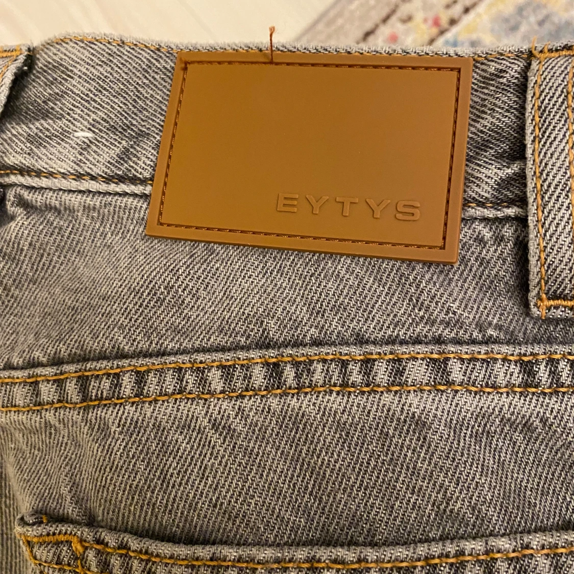 Grå jeansbyxor från Eytys - 4