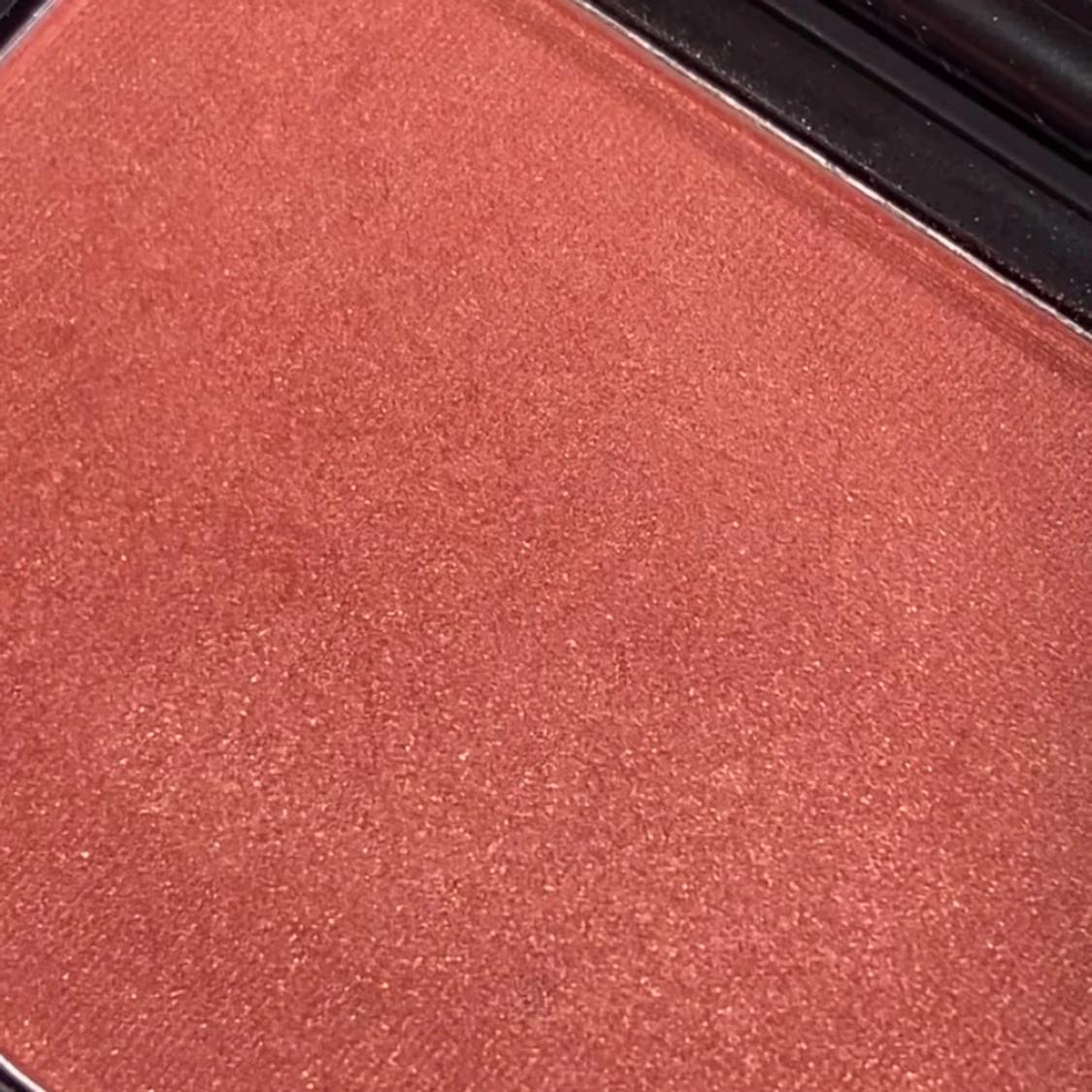 W7 Blush Rebel rouge - 3