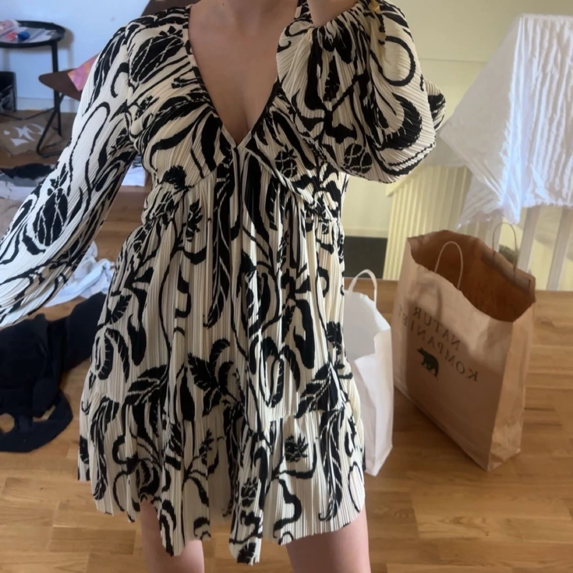 Mönstrad klänning - 1