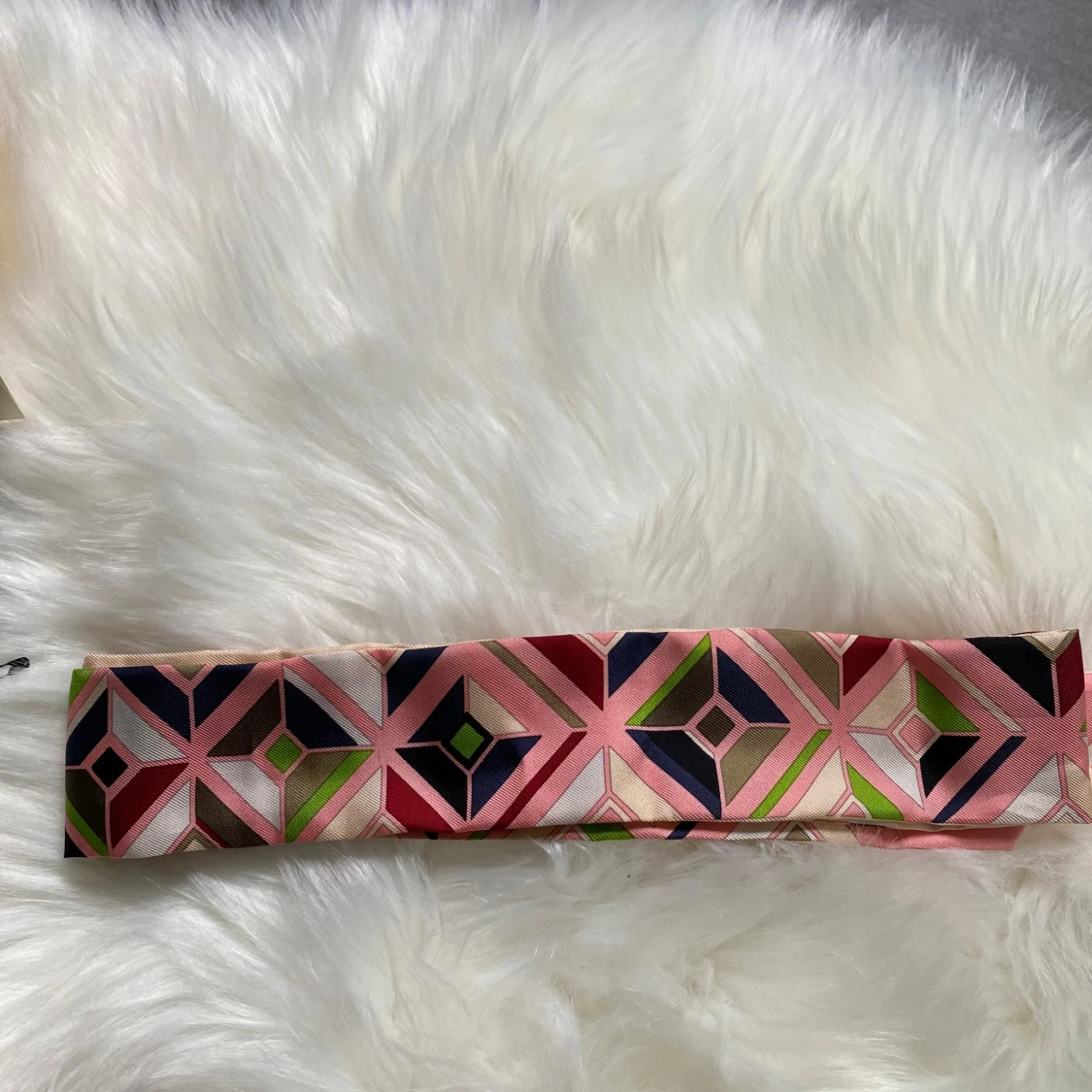 Mönstrad sidenscarf från Fendi - 1