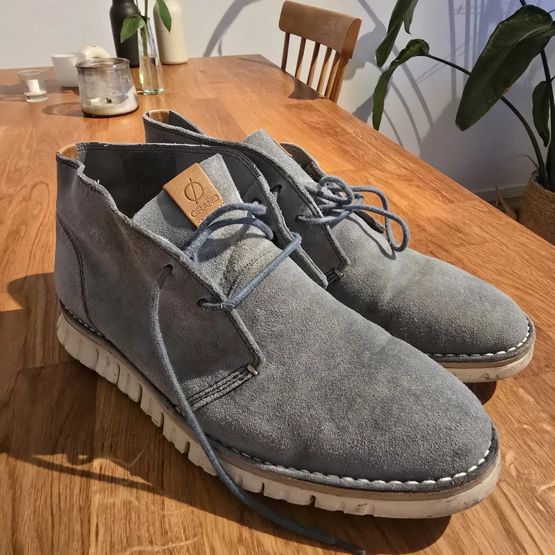 Ljusblå/gråblå mockaboots från Cole Haan