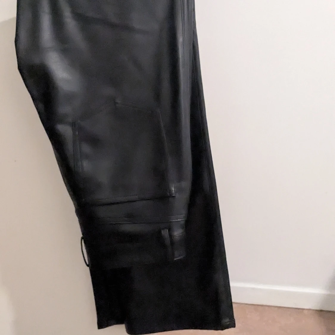 Rak byxa med coating svart h&m dam - 3