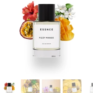 ESSNCE Fizzy Mango parfym - Fräsch och tropisk parfym från ESSNCE med doft av mango, passionsfrukt, hibiskus och jasmin. Kommer i en stilren glasflaska med svart lock och vit etikett. Perfekt för dig som älskar fruktiga och blommiga dofter.