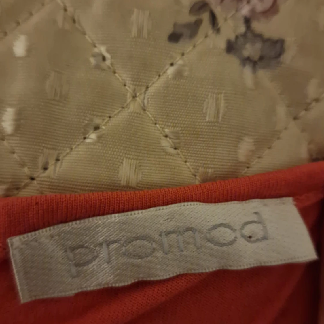 Orange ärmlös klänning från Promod - 2