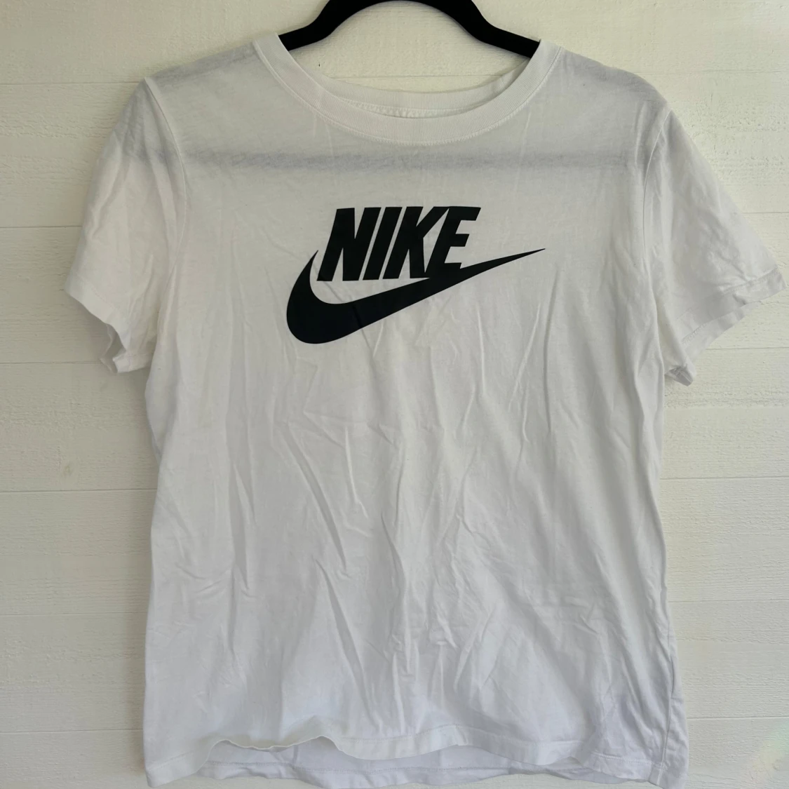 Vit Nike t-shirt med logga