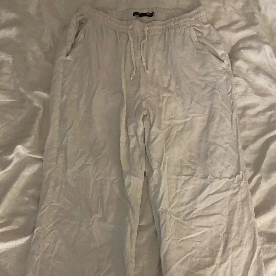 Vita linnebyxor  - 1