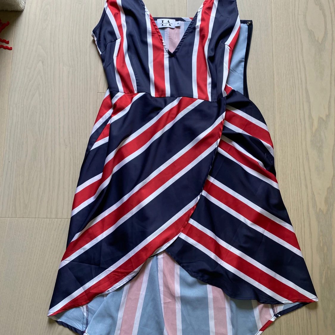 Randig kortklänning Linn Ahlborg x NA-KD