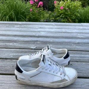 Crime london skor - Crime london skor i bra skick behöver bara en tvätt. Storlek 41 